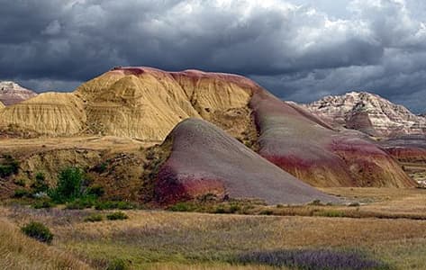 Montículos de colores en el Parque Nacional Badlands