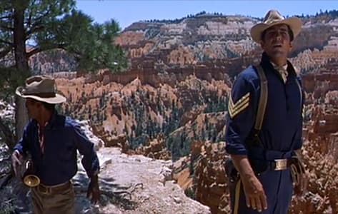 Gregory Peck y Sammy Davis Jr. en 'Tres Sargentes', filmada en Bryce Canyon