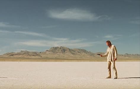 Liam Neesen en Enfrentados, rodada en White Sands National Park